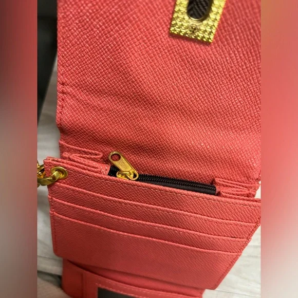 Beautiful Coral & Gold Wristlet/Wallet - Picture 4 of 7